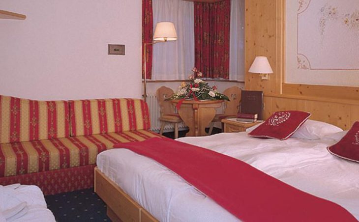 Hotel Piccolo, Canazei, Double Bedroom